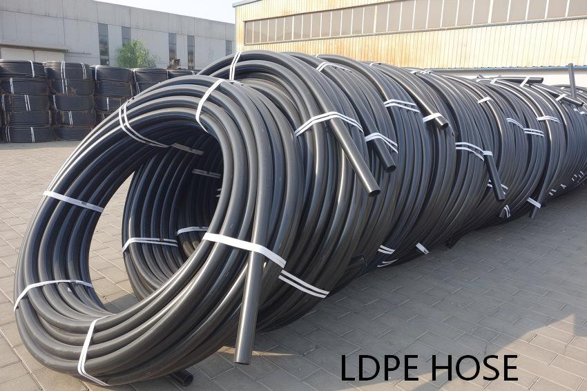 irrigation-solutions-for-greenhouse-hydroponics-flexible-pvc-vs.-ldpe-tubing-260417.jpg